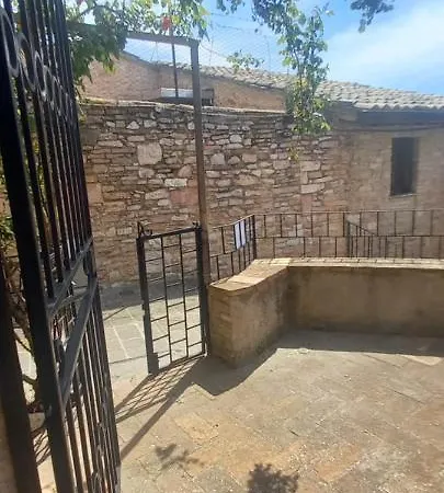 Casetta Delle Rose Feriehus Assisi
