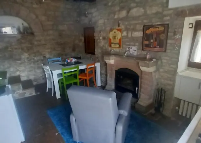 Casetta Delle Rose Assise